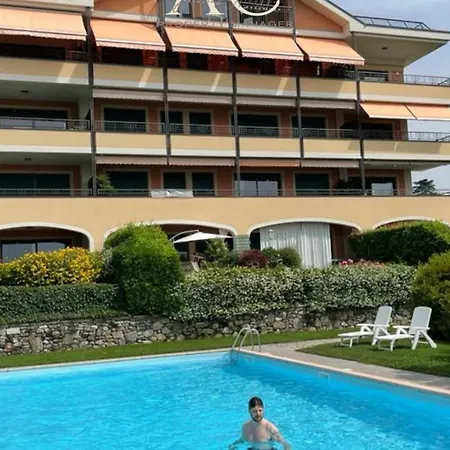 Daire The House On The *