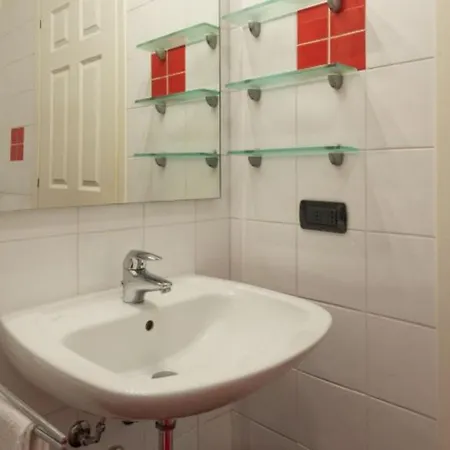 The House On The Апартаменты